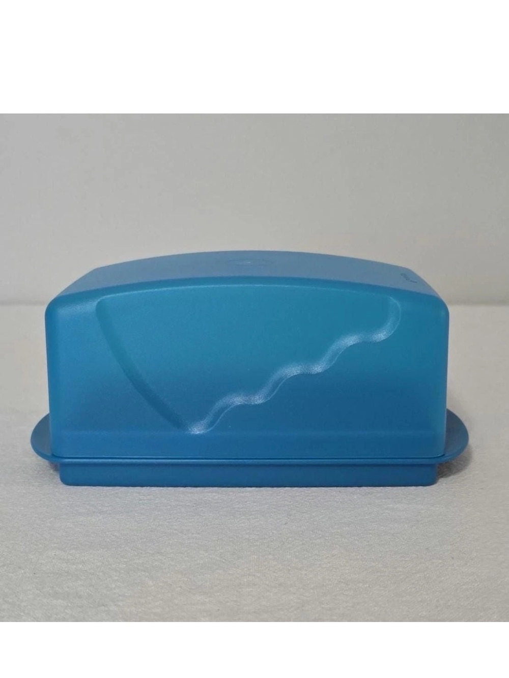 Tupperware Blue Teal  Butter Dish Cheese Saver New